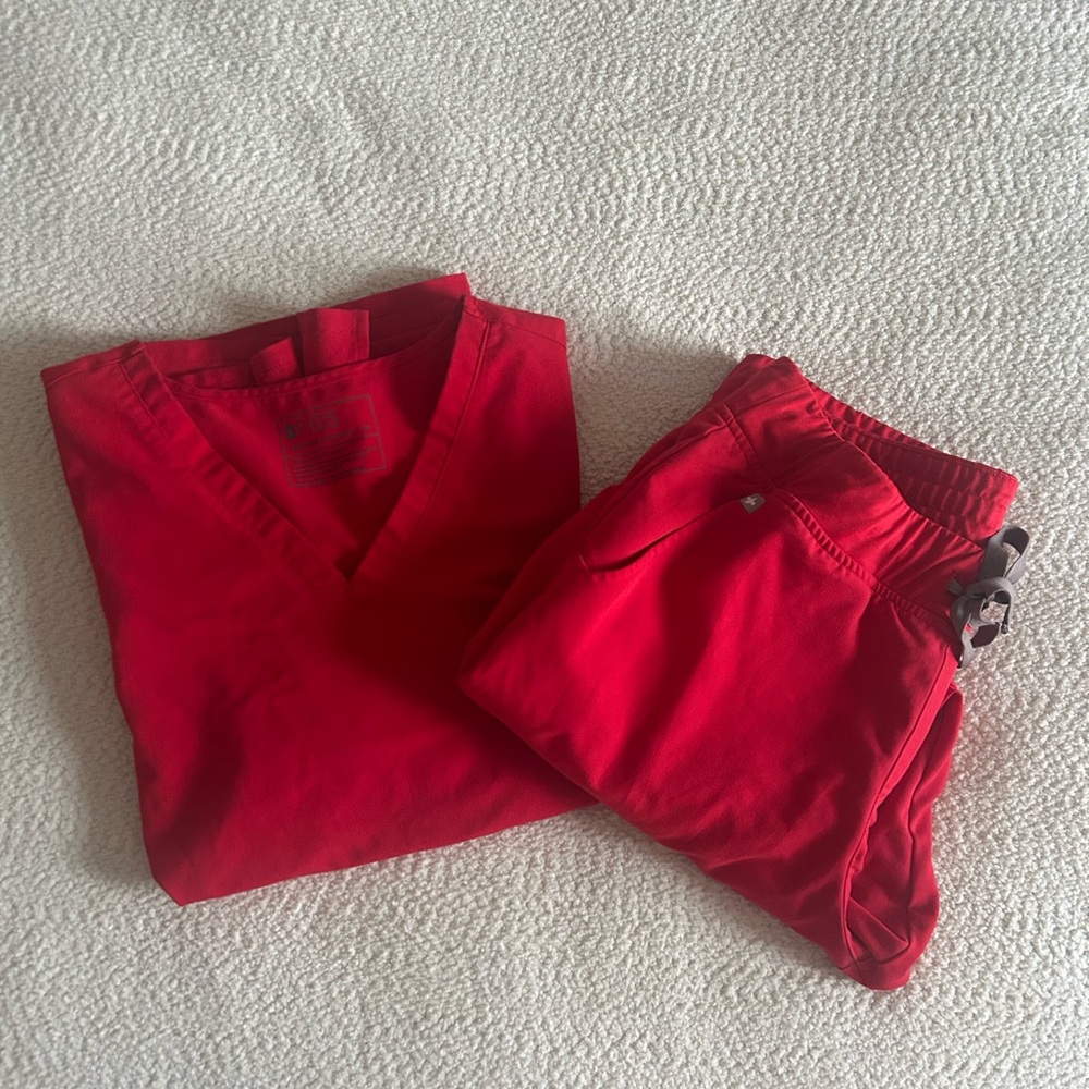 Winning red figs scrub set XL&XL/P